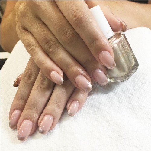 Manucure nue - les meilleures idées pour un design d'ongles à la mode