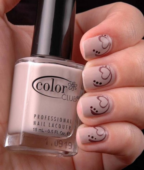 Manucure nue - les meilleures idées pour un design d'ongles à la mode