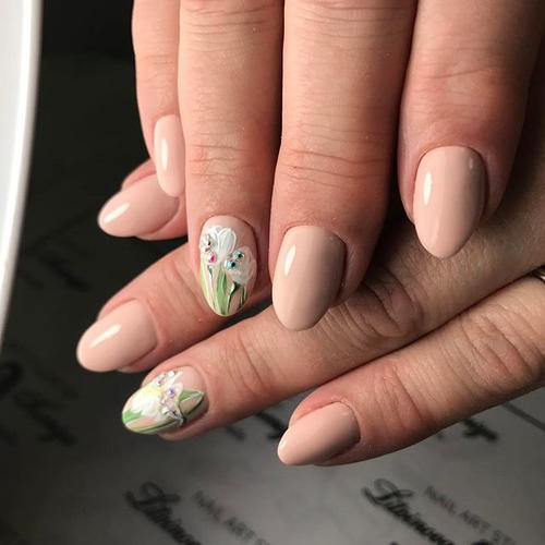 Manucure nue - les meilleures idées pour un design d'ongles à la mode