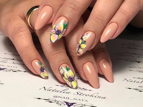 Manucure nue - les meilleures idées pour un design d'ongles à la mode