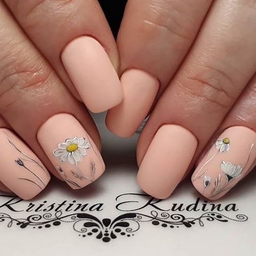 Manucure nue - les meilleures idées pour un design d'ongles à la mode