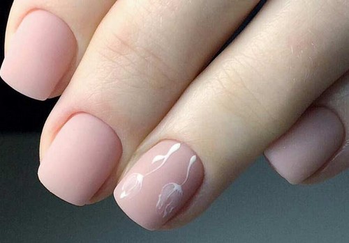 Manucure nue - les meilleures idées pour un design d'ongles à la mode