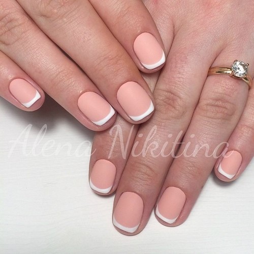 Manucure nue - les meilleures idées pour un design d'ongles à la mode