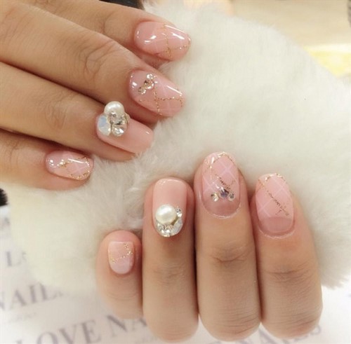 Manucure nue - les meilleures idées pour un design d'ongles à la mode