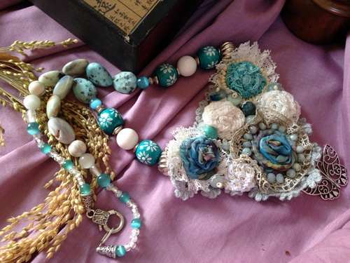 Le style bohème dans les vêtements: des idées inhabituelles sur la façon de s'habiller dans un style bohème