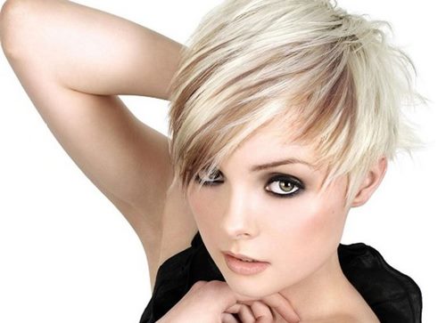 Coupes de cheveux courtes Pixie - coiffures tendance pour les femmes actives