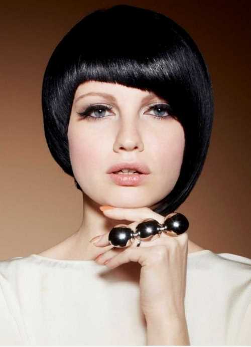 Coupes de cheveux à la mode avec une frange: idées de photos, conseils de stylistes, tendances actuelles