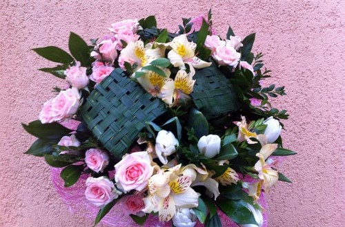 Arrangements floraux: tendances de la mode en floristique, idées d'arrangements floraux