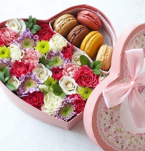 Arrangements floraux: tendances de la mode en floristique, idées d'arrangements floraux