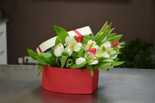 Arrangements floraux: tendances de la mode en floristique, idées d'arrangements floraux