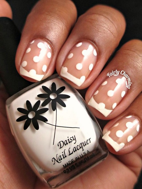 Manucure à la mode aux petits pois: idées et nouveautés photo