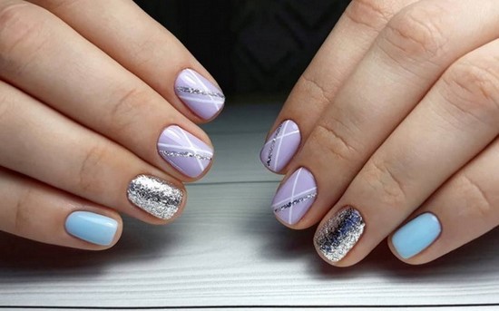 Belle manucure sur les ongles carrés - idées de conception de photos, tendances de la mode