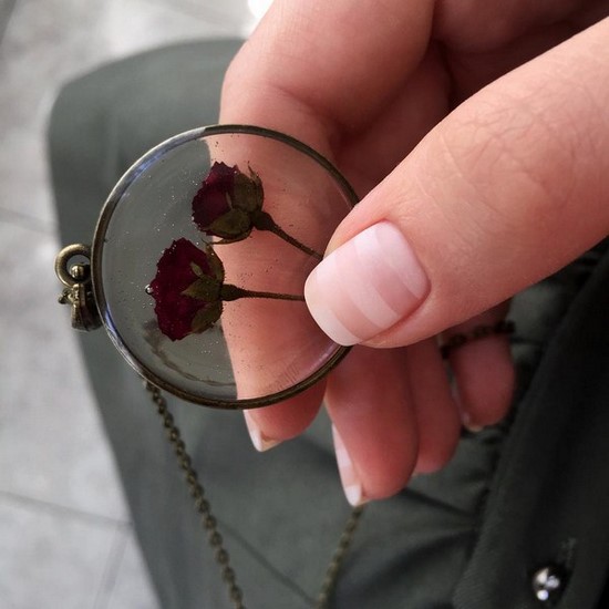 Belle manucure sur les ongles carrés - idées de conception de photos, tendances de la mode