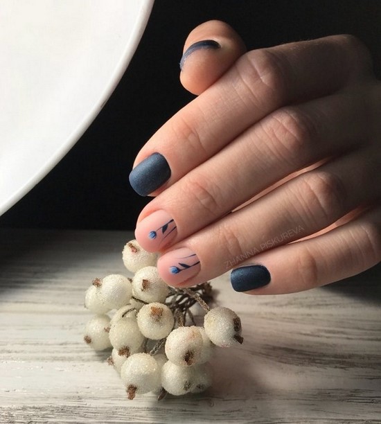 Belle manucure sur les ongles carrés - idées de conception de photos, tendances de la mode