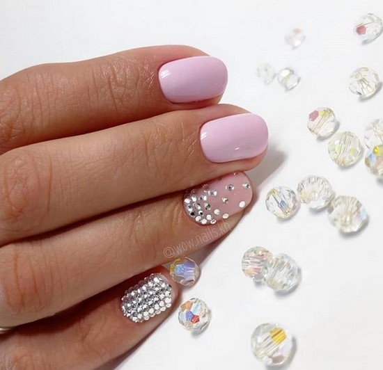 Belle manucure sur les ongles carrés - idées de conception de photos, tendances de la mode