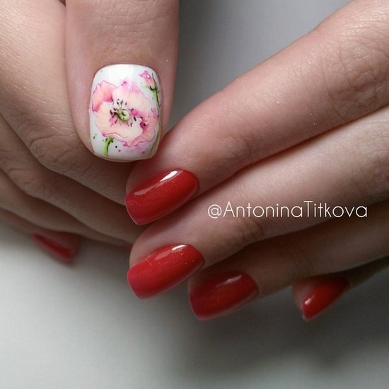 Belle manucure sur les ongles carrés - idées de conception de photos, tendances de la mode