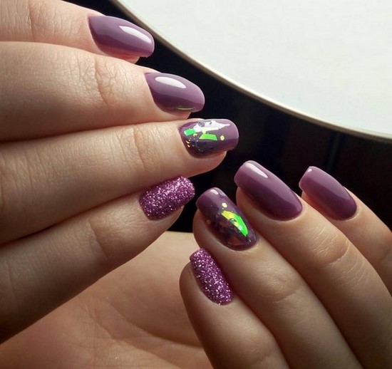 Manucure simple pour les débutants: manucure facile avec un simple vernis dans différentes techniques