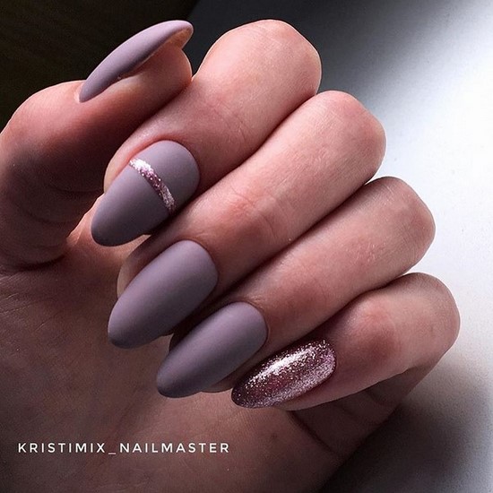 Manucure simple pour les débutants: manucure facile avec un simple vernis dans différentes techniques