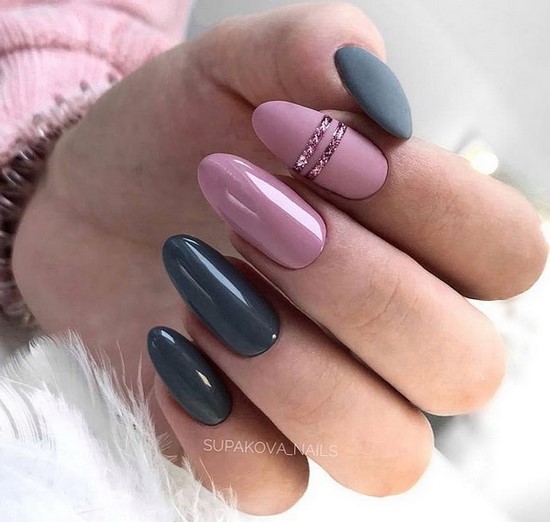 Manucure simple pour les débutants: manucure facile avec un simple vernis dans différentes techniques