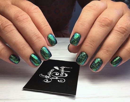 Manucure simple pour les débutants: manucure facile avec un simple vernis dans différentes techniques