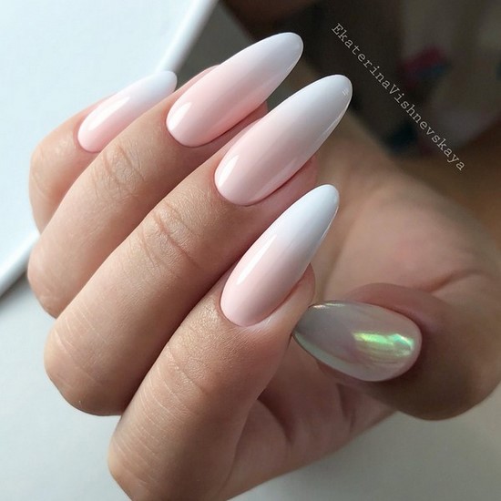 Manucure simple pour les débutants: manucure facile avec un simple vernis dans différentes techniques