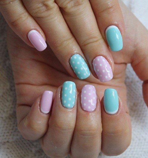 Manucure à la mode aux petits pois: idées et nouveautés photo