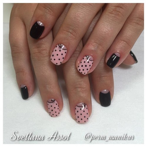 Manucure à la mode aux petits pois: idées et nouveautés photo