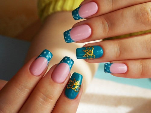 Manucure à la mode aux petits pois: idées et nouveautés photo