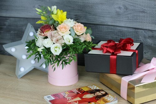 Arrangements floraux: tendances de la mode en floristique, idées d'arrangements floraux