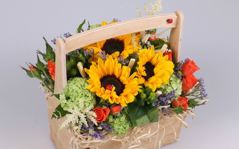 Arrangements floraux: tendances de la mode en floristique, idées d'arrangements floraux