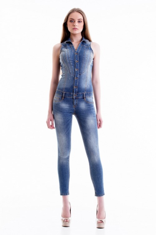 Vêtements en jean à la mode et style de jeans - photos, tendances, tendances, styles