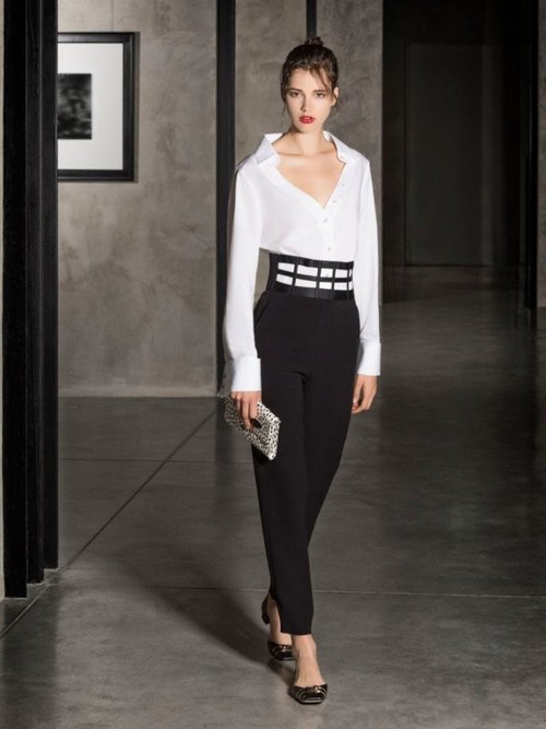 Blouses à la mode pour femmes pour tous les goûts - photos, tendances, idées d'images