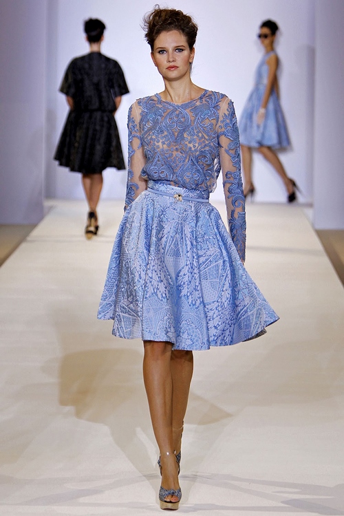 Blouses à la mode pour femmes pour tous les goûts - photos, tendances, idées d'images