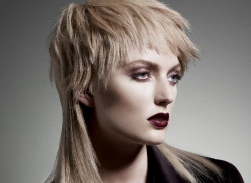 Coupes de cheveux à la mode pour les cheveux moyens - photos, tendances, idées de style