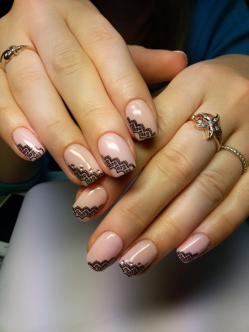Manucure luxueuse avec dentelle - photos, actualités, idées de motifs