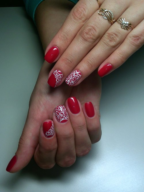 Manucure luxueuse avec dentelle - photos, actualités, idées de motifs