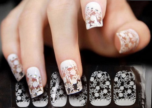 Manucure luxueuse avec dentelle - photos, actualités, idées de motifs