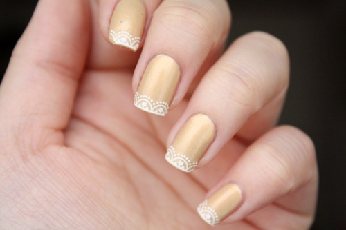 Manucure luxueuse avec dentelle - photos, actualités, idées de motifs