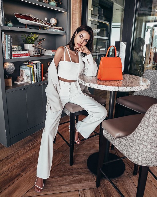 Pantalon femme à la mode - photos, styles, nouveau pantalon