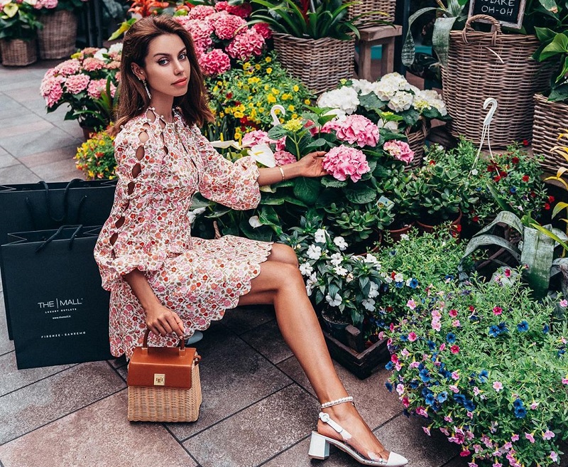 Robes courtes à la mode. Photos, tendances, tendances, idées d'images