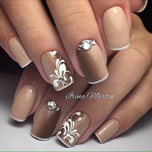 Manucure luxueuse avec dentelle - photos, actualités, idées de motifs