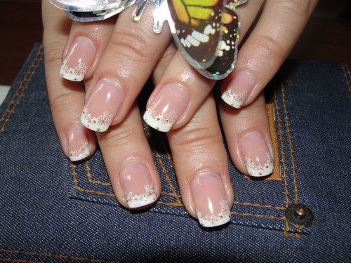 Manucure luxueuse avec dentelle - photos, actualités, idées de motifs