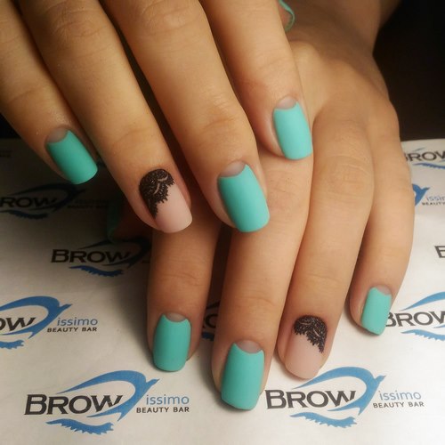 Manucure luxueuse avec dentelle - photos, actualités, idées de motifs