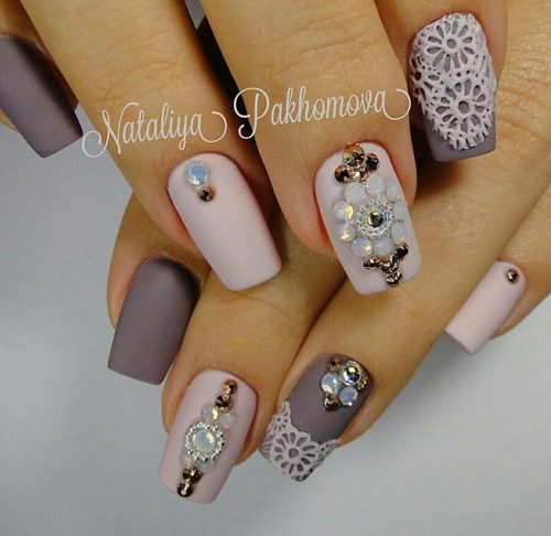 Manucure luxueuse avec dentelle - photos, actualités, idées de motifs