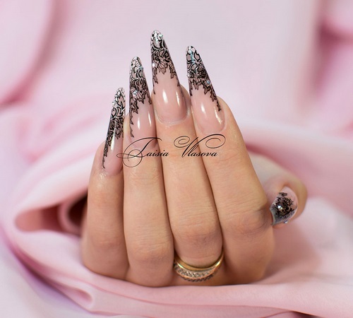 Manucure luxueuse avec dentelle - photos, actualités, idées de motifs