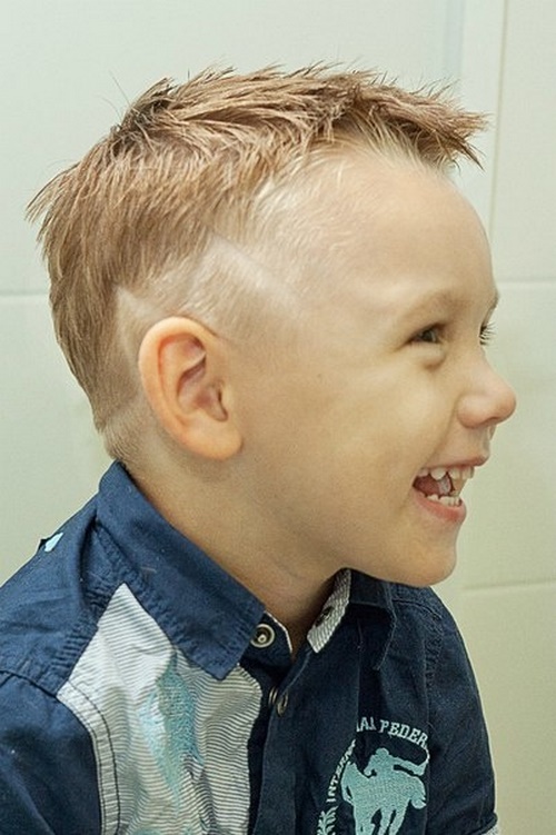Coupes de cheveux à la mode pour les garçons. Idées de coupes de cheveux photo, tendances, tendances
