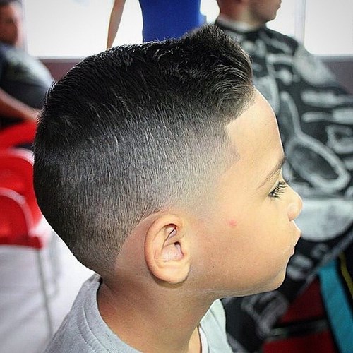 Coupes de cheveux à la mode pour les garçons. Idées de coupes de cheveux photo, tendances, tendances