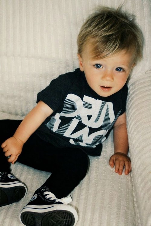 Coupes de cheveux à la mode pour les garçons. Idées de coupes de cheveux photo, tendances, tendances