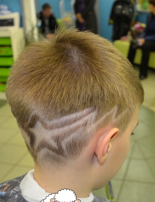 Coupes de cheveux à la mode pour les garçons. Idées de coupes de cheveux photo, tendances, tendances