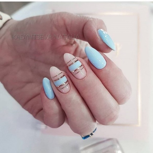 Conception d'ongles pointus: ongles pointus à la mode - idées de photos dans différentes techniques